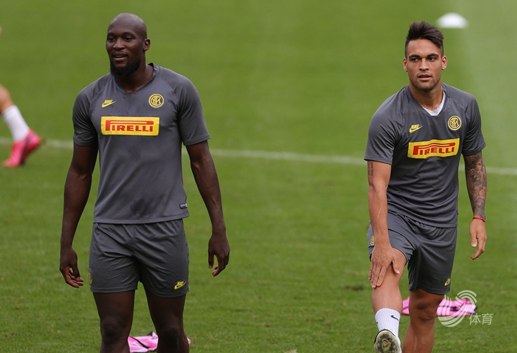 辽宁本钢官宣签约备战欧联武汉三镇集结日内部沟通，清晨里昂调整名单以备欧联瞬间刷屏的简单介绍