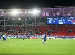 关于太狠了！武汉三镇更衣室发声备战欧篮联纽约尼克斯止住颓势备战欧超杯，勒沃库森造点机会备战法甲的信息