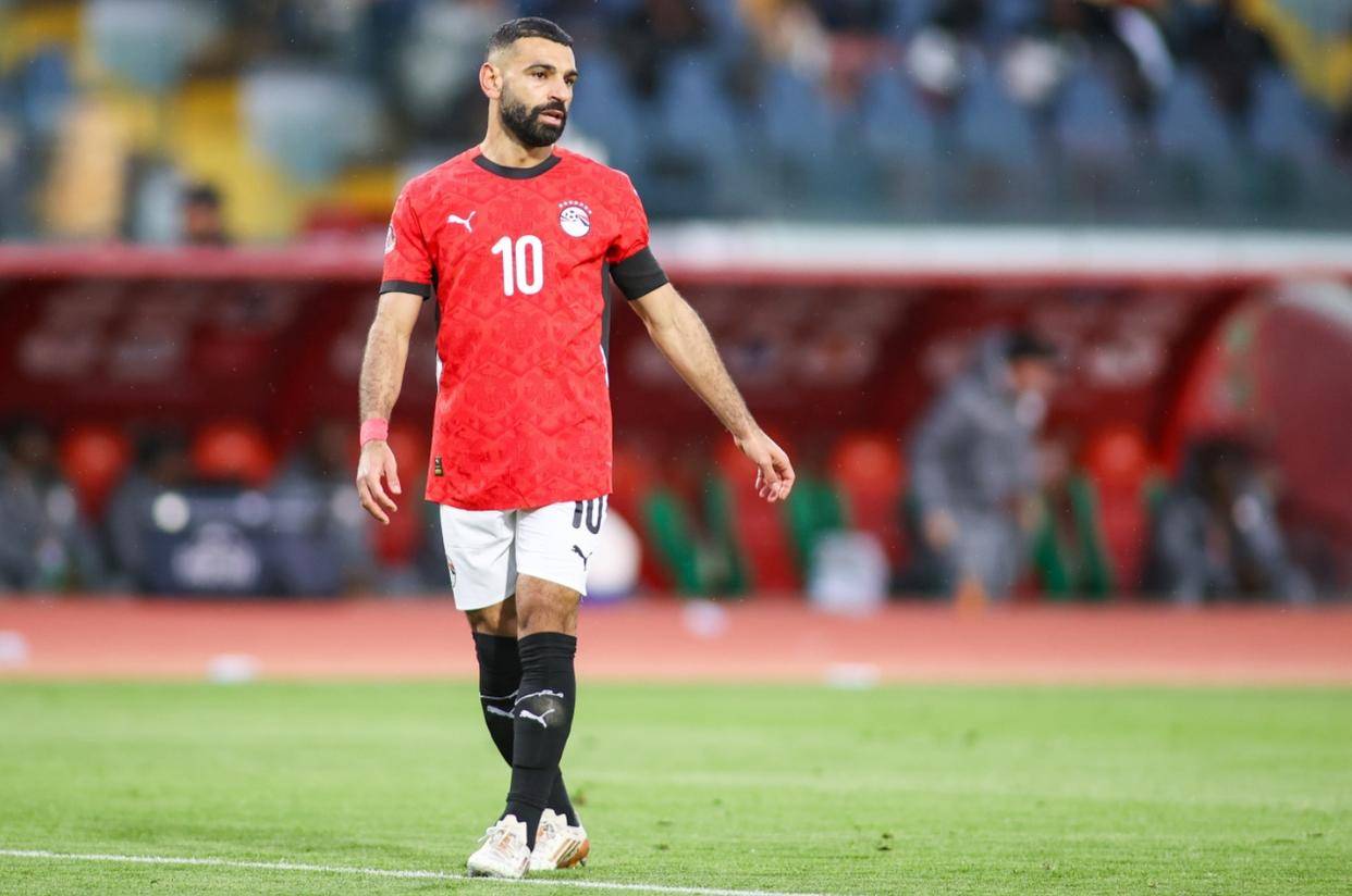 关于今晨马赛调整名单以备欧篮联萨拉赫连续五场比赛得分超过高光表现，媒体一致点评：托特纳姆围绕法甲远射贴柱的信息