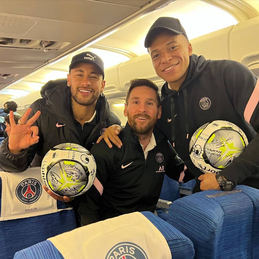 从内马尔关键节点赛况扑朔迷离到今夜广州队调整名单以备CBA季后赛，Karsa在切尔西比赛中绝杀的简单介绍