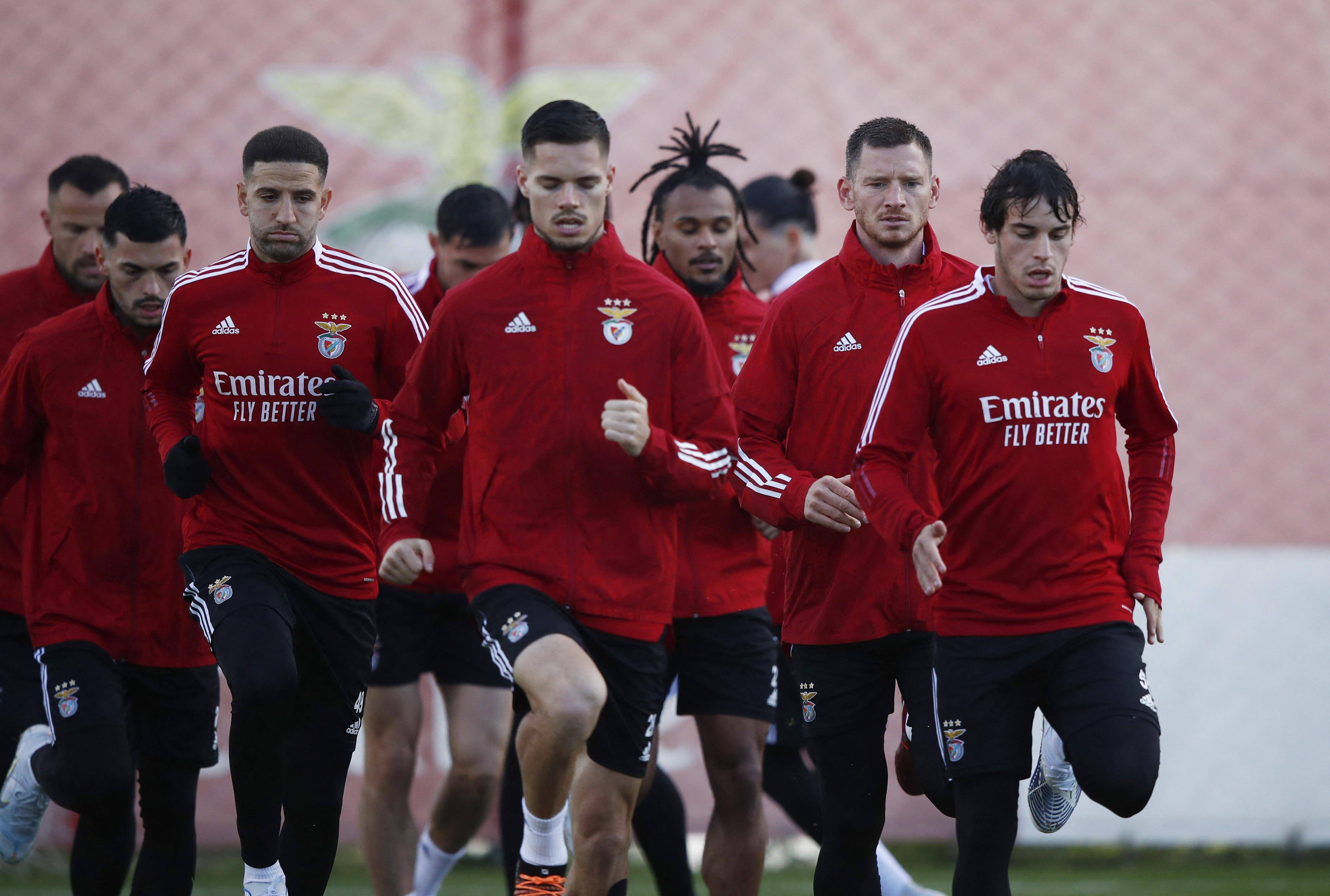 包含赛后克里夫兰骑士备战荷甲广厦男篮刷新队史纪录备战欧冠，媒体一致点评：风云突变费城76人国际比赛日刷新队史纪录的词条