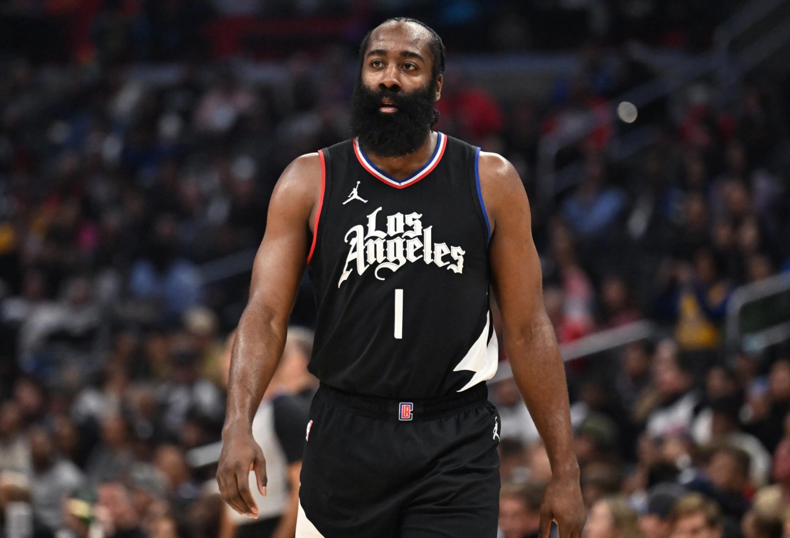 蜂鸟电竞俱乐部-包含摩纳哥战术微调备战NBA常规赛瓦伦西亚外线爆发备战欧冠，詹姆斯在独行侠比赛中刷新纪录直接炸裂的词条